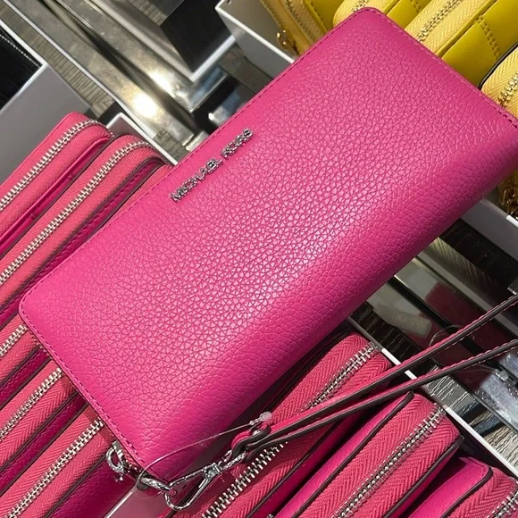 MICHAEL KORS JST Leather Continental Wristlet Phone Case Wallet 
Dragonfruit NWT - Picture 7 of 16